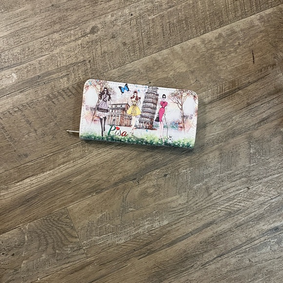Women's Wallet - Picture 1 of 4